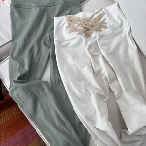 Stylish Women's Green and White leggings